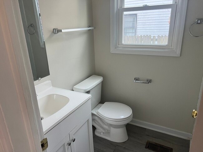 Foto del edificio - 901 Carolina St