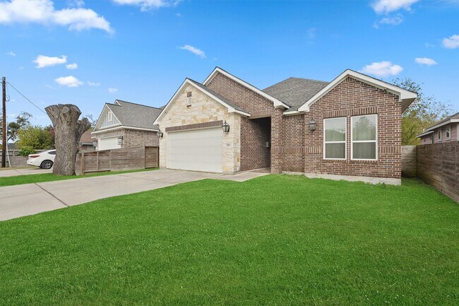 Foto del edificio - 4509 Rosemont St