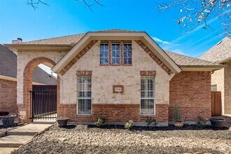 Building Photo - 7731 Petersburgh Pl
