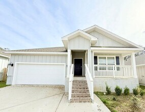 Building Photo - 8669 Pathstone Blvd