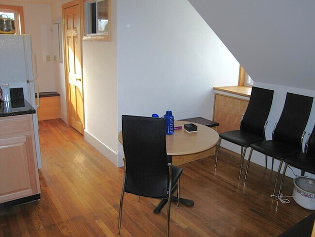 Foto del edificio - 8 Allen St