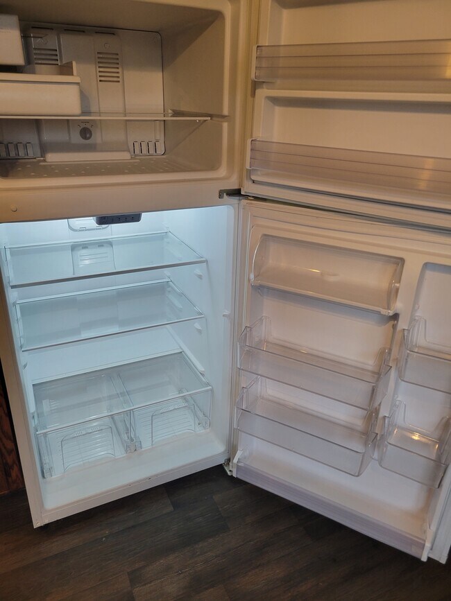 Foto del edificio - 3715 Buchanan St NE