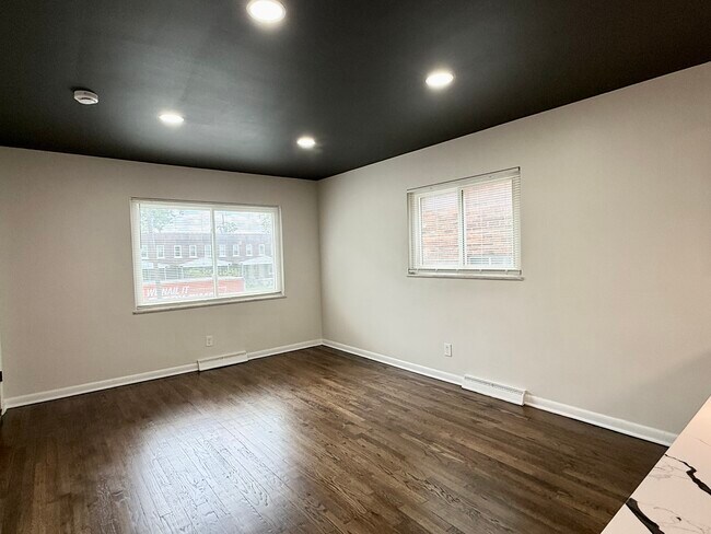 Foto del edificio - 316 E 18th Ave