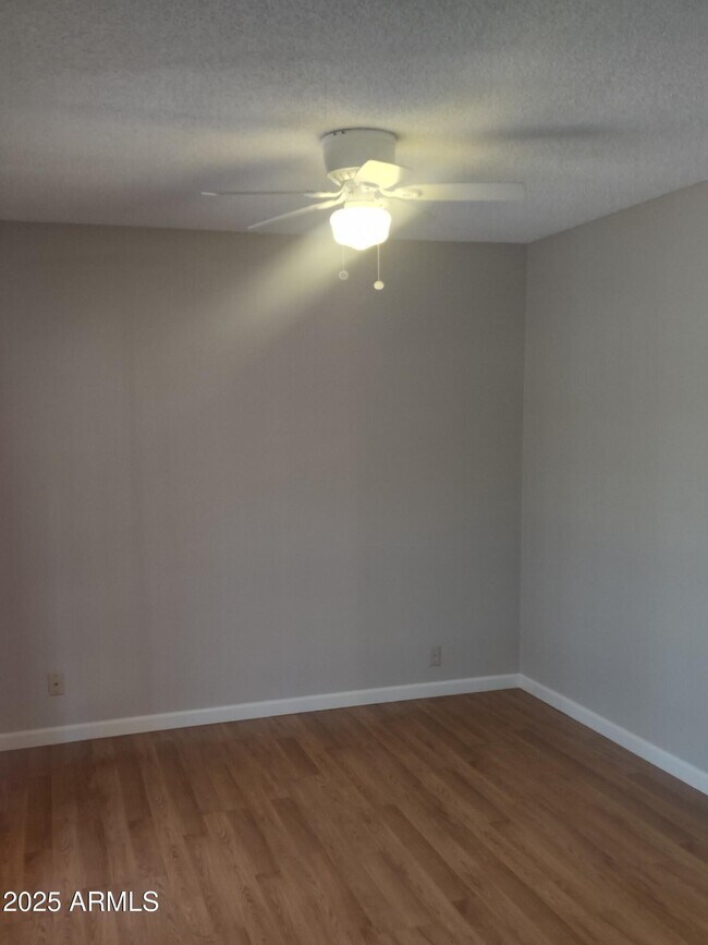 Building Photo - 2326 W Estrella Dr