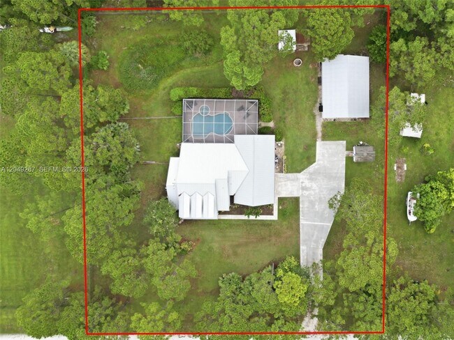 Foto del edificio - 12921 76th Rd N