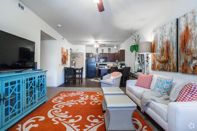 2BR, 2BA - 1,093SF - Living Room - The Fairways at Auburn I/II Apartments