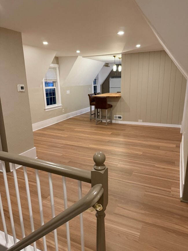 Foto del edificio - 60 Redington St