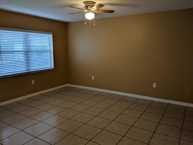 Building Photo - 5353 W Customer Ct
