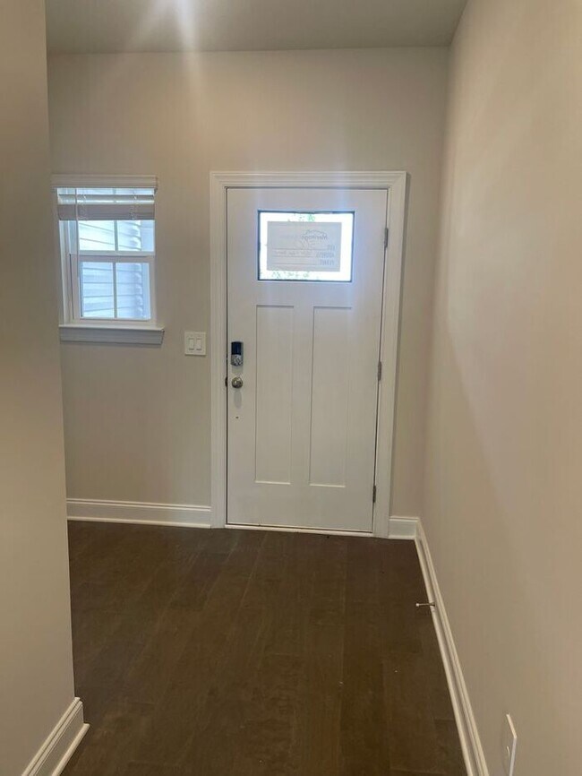 Foto del edificio - BRAND NEW, energy-efficient condo townhous...