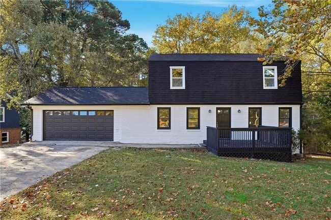 Building Photo - 6917 Laurel Wood Dr