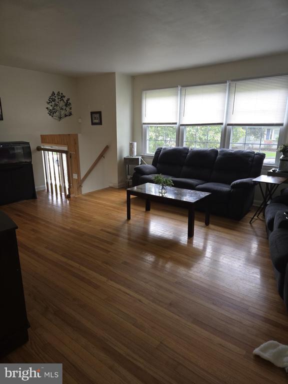 Building Photo - 41 Sturbridge Dr