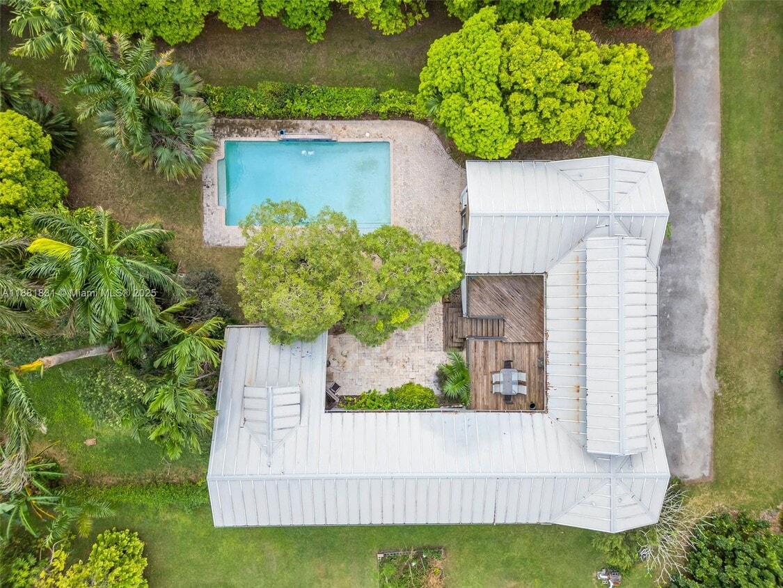 Foto principal - 19255 SW 260th St