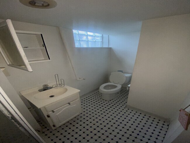 Foto del edificio - 6254 Everett st