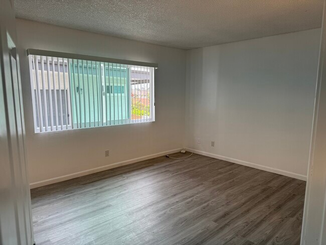 Bedroom - 3618 Del Amo Blvd
