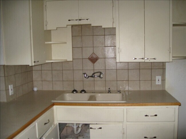 Foto del edificio - 327 S 900 W