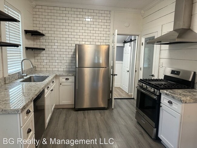 Building Photo - 2 br, 2 bath House - 1321 Ford St