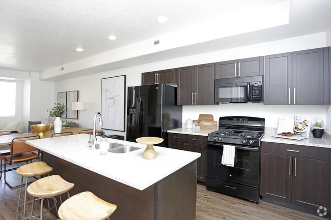 Interior Photo - Gladstone Place Townhomes