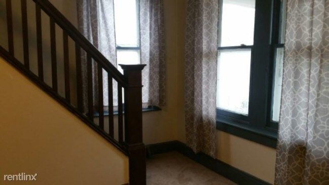 Foto del edificio - 2 br, 2 bath House - 17 union Alley