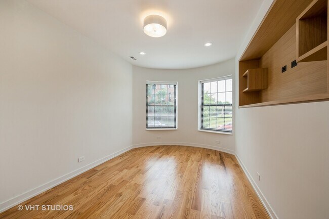 Foto del edificio - 4507 S Calumet Ave