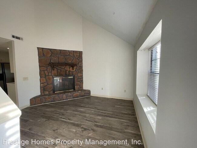 Foto del edificio - 2 br, 2 bath House - 229 Weeks Drive