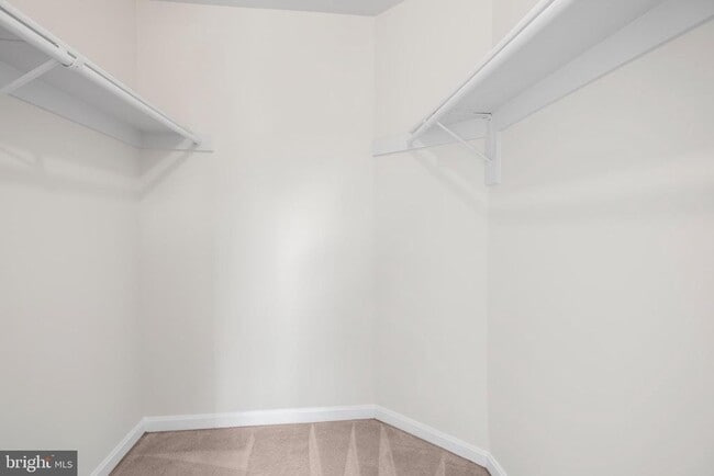 Building Photo - 2542 Logan Wood Dr