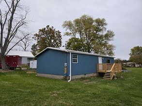 Building Photo - 58 Tracewell Ave