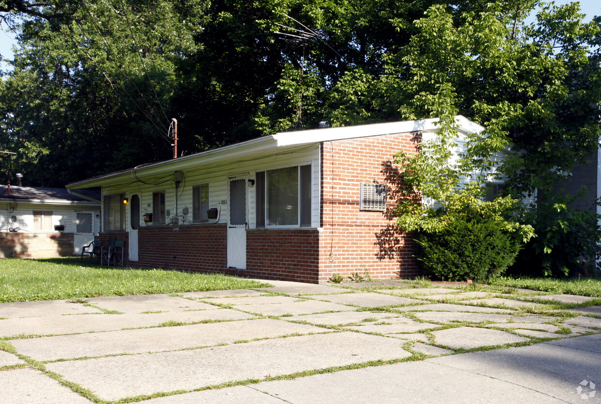 520 - 542 High Grove Blvd - 520-542 High Grove Blvd