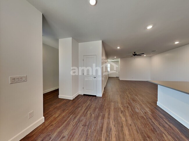 Foto del edificio - 9750 N Camino Benicardo