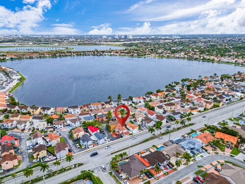 Foto del edificio - 12696 NW 10th Ln