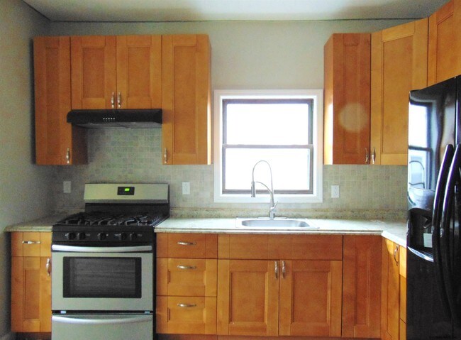 Foto del edificio - 80 Breslin Ave