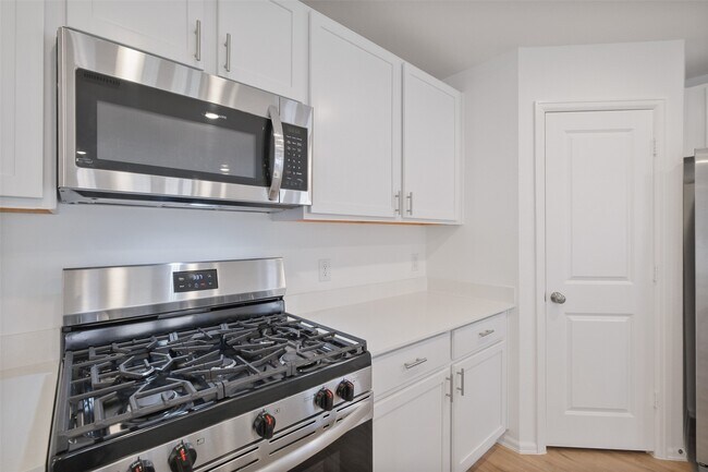 Foto del edificio - 27138 Breakaway Ln