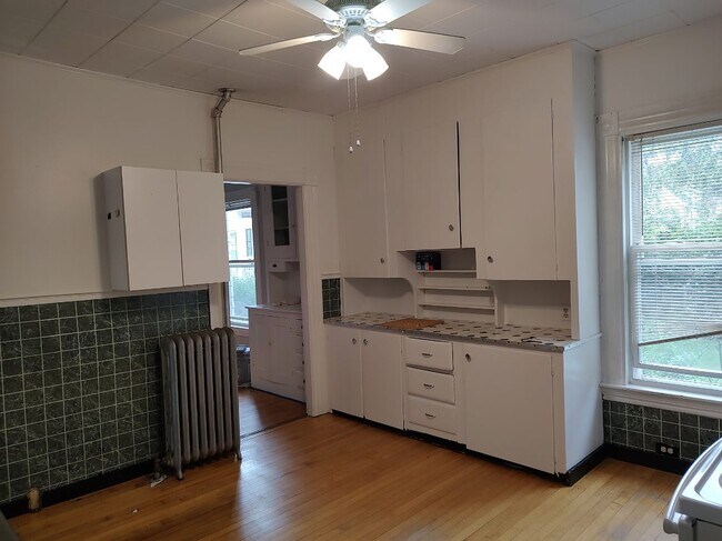 Kitchen - 44 Reservoir Ave