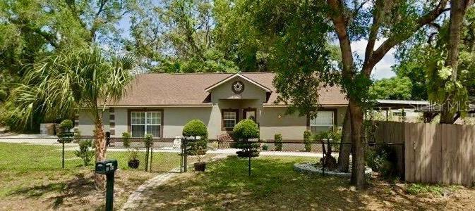 Foto principal - 23737 Lake Ave