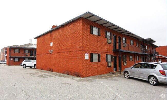Stadium Apartments Tuscaloosa Al Building Photo Stadium Apartments