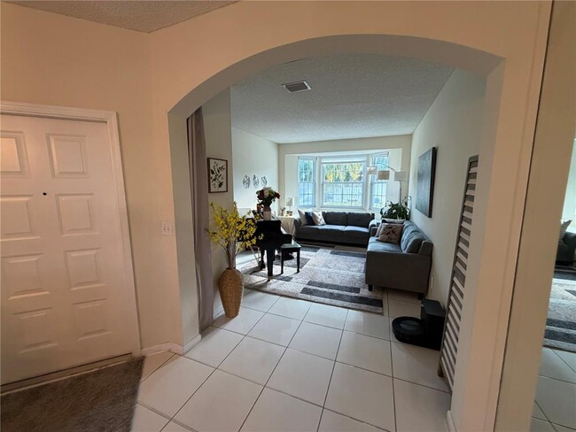 Foto del edificio - 4908 SW 151st Ave