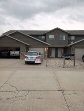 Building Photo - 104 Haley Pl