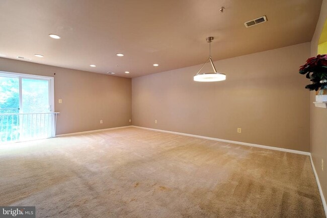 Building Photo - 4912 Wallflower Wy