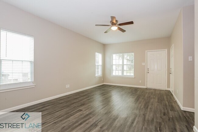 Foto del edificio - Charming 3 Bedroom in Brookshire!