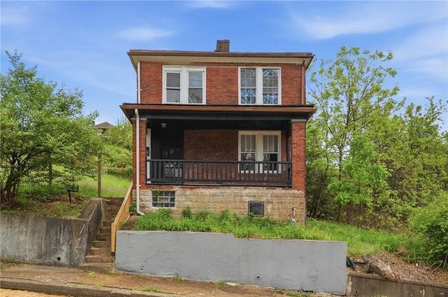 Photo - 710 Catherine St (Duquesne, PA) House