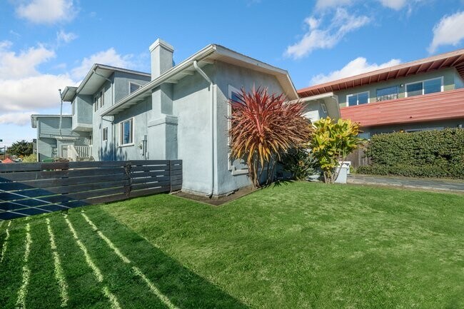 Front Yard - 5751 Adeline St