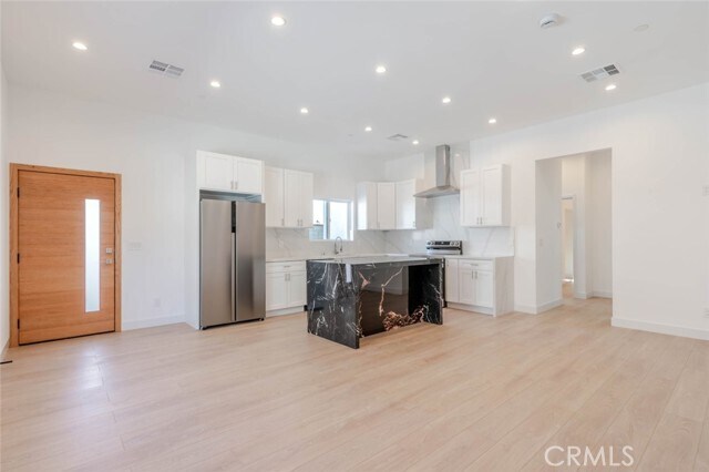 Foto del edificio - 6852 Ranchito Ave