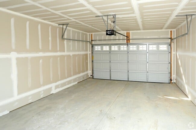 Interior Photo - Harvard Place Apartments