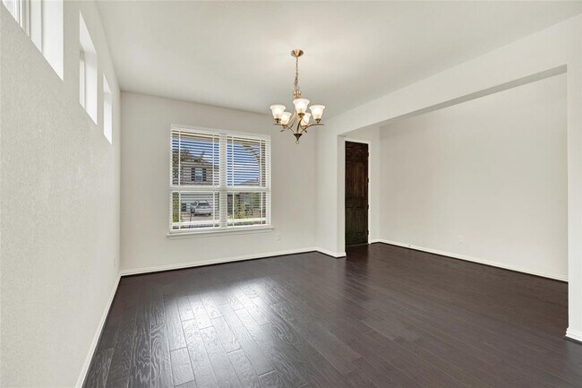 Building Photo - 908 Leadtree Loop