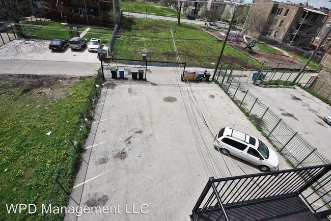 Building Photo - 5333 S Calumet Ave