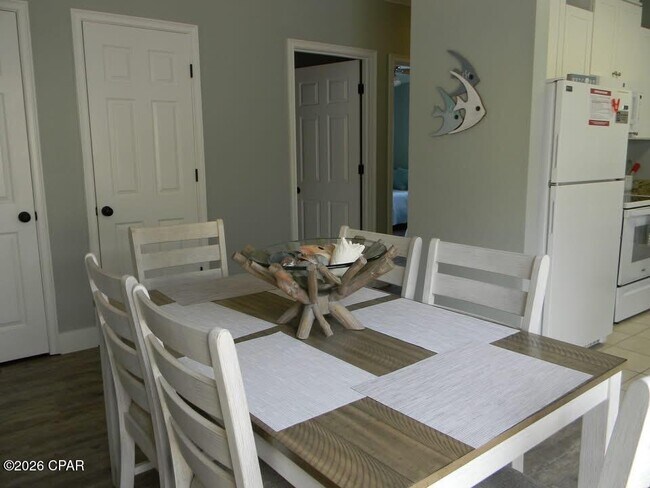 Foto del edificio - 1412 Country Club Rd