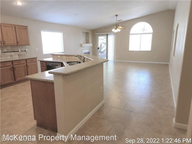 Building Photo - 3 br, 2 bath House - 1388 Dragon Rock Dr