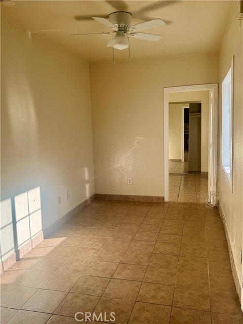Foto del edificio - 1336 W 109th St