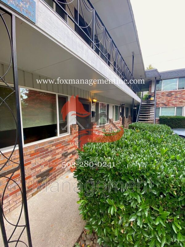 Primary Photo - 1121 SE 27th Ave