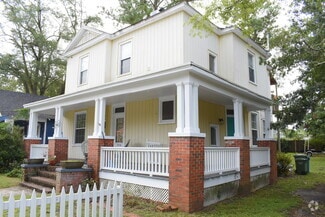 Building Photo - 1918 Pender Ave