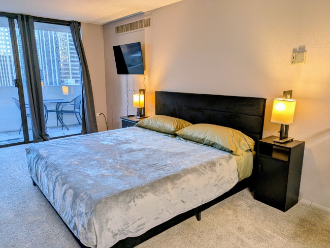 Building Photo - 1020 15th St